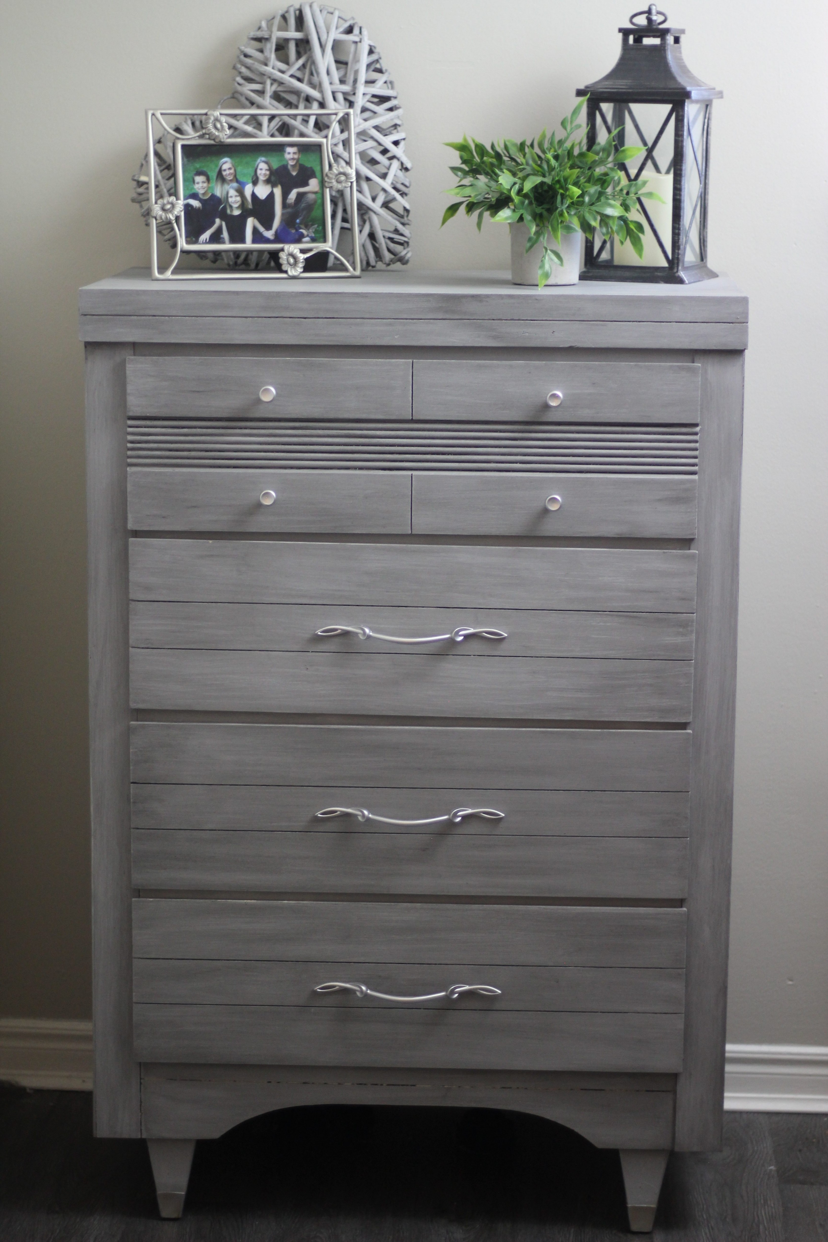 Chalk Paint Dresser Makeover, Diy Repurposed Chalk Paint Dresser How To Chalk Paint Wood Dresser